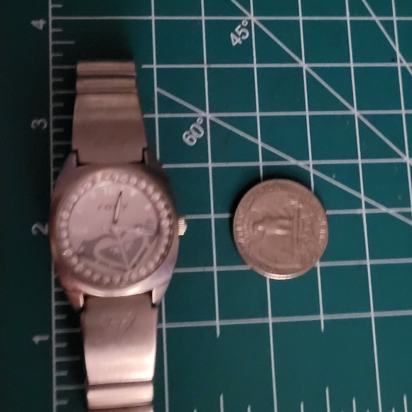 Vintage Roxy Watch - Picture 4 of 7